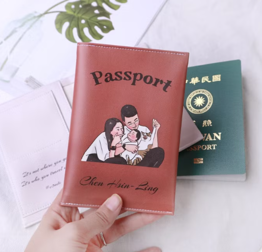 暖心實用母親節卡片｜客製似顏繪-皮革護照套